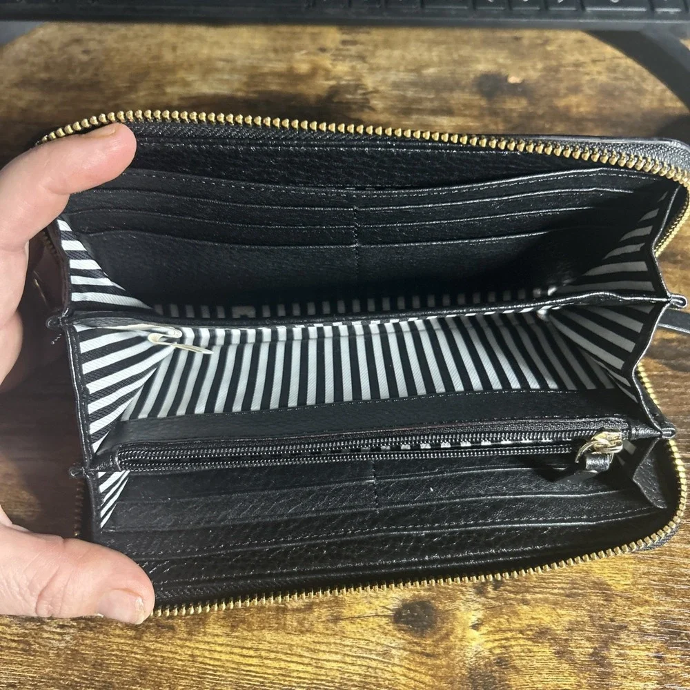 Kate Spade Pebble Leather Black Zip Around Wallet Large